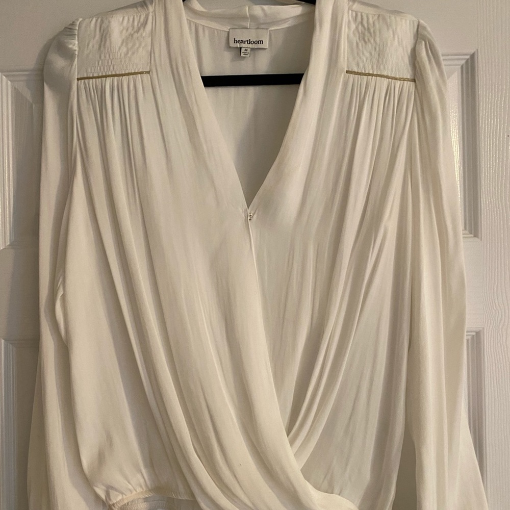 Heartloom White Longsleeve Blouse